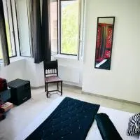 Le Relais des cols 5 Strada di PALLECA 20148 COZZANO, готель у місті Cozzano