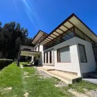 Casa de Campo Moderna Ubaté - Sector La Laja, Hotel in Ubaté