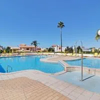 Albufeira Concept 2 With Pool by Homing, hotel na Galé