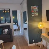 Charmant appartement avec jardin, ξενοδοχείο σε Bénodet