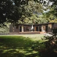 Beautiful Rural Retreat and Sapphire Springs Thermal Mineral Pools, viešbutis mieste Tahawai