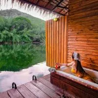 The Hub Erawan Resort, hotelli kohteessa Si Sawat