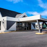 Quality Inn & Suites near I-480 and I-29, hotel a prop de Aeroport d'Omaha-Eppley Airfield - OMA, a Council Bluffs