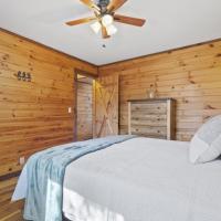 New Listing Forest Footprints in Big Canoe, hotel in Afton