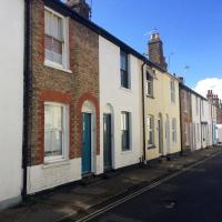 Lovely fisherman's cottage near beach and harbour