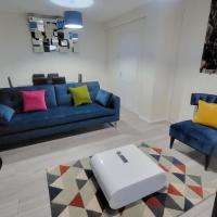 Garland Modern Close To Station 3 Bedroom City Apartment