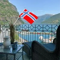 Flåm में, होटल Svingen Guesthouse - Panoramic Fjord Views in Flåm