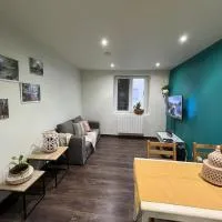House BLUE. close of Stade de France.,斯坦的飯店