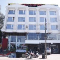 Viesnīca Balaji gold inn hotel pilsētā Hubli, netālu no vietas Hubli Airport - HBX