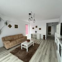 Apartament in bloc rezidential, hotel a prop de Aeroport internacional de Iași - IAS, a Iaşi