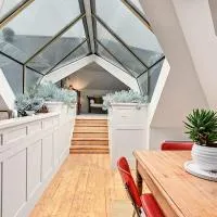 Blackwood Tree Cottage Heritage Listed Evandale、Evandaleにあるローンセストン空港 - LSTの周辺ホテル