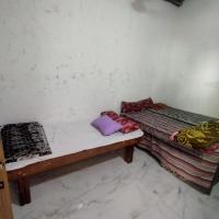 Karthik home stay, hotel i nærheden af Jindal Vijaynagar Airport - VDY, Hampi