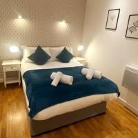 Modern Serviced 1 Bed Apartment - Sleeps 3 Near Heathrow, Thorpe Park, Windsor Castle - Staines TW18 London