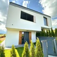 Luxury Apartments, viešbutis mieste Malý Slavkov