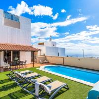 Villa Trueno: Refugio de Lujo con Piscina y Vistas