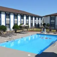 Americas Best Value Inn & Suites-Foley - Fully Renovated, hotel in Foley