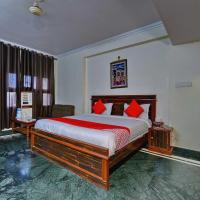 OYO Hotel Kohinoor, hotel em Sansar Chandra Road, Jaipur