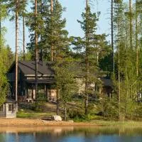 Beautiful lakeside Villa Vetojärvi、Enonkoskiのホテル