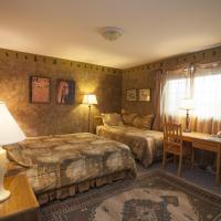 Midnight Sun Inn: Whitehorse şehrinde bir otel