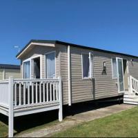 Immaculate 2020 Caravan on Newquay Holiday Park