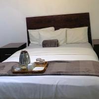 Khaya Mnandi Leisure Suites, готель в районі Muckleneuk, у місті Преторія