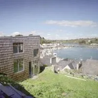 Beautiful wood house and view, hotel v mestu Audierne