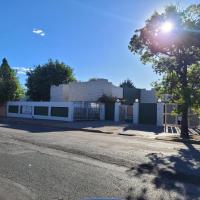 Molopo Naledi Guest Lodge, hotel poblíž Letiště Vryburg - VRU, Vryburg