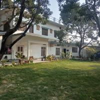 MAHENDRA HOME STAY, hotel near Ayodhya Airport - AYJ, Faizābād