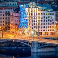 Dancing House - Tančící dům hotel, отель в Праге, в районе Прага 02