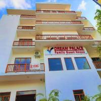 Dream Palace Family Guest House Mirissa , Beach 50m, hotell i Mirissa