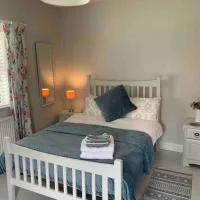 Carol's Cottage (Studio Apt) - Wild Atlantic Way, hotel i Kilcar