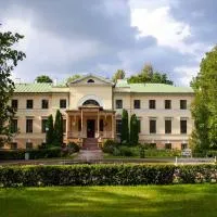 Naukšēnu muiža, хотел в Naukšēni