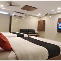 Hotel Grand Inn, Warangal, hotel dicht bij: Luchthaven Warangal - WGC, Warangal