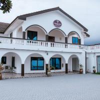 Ben and Moons Lodge and Event Center, hotel en Agbogba