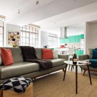 Central Soho Warehouse Loft with Concierge