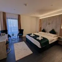 Lilium Resort Hotel & Restaurant โรงแรมในบาด โรดัค