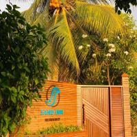 Sand Inn Residence: Kamadhoo şehrinde bir otel