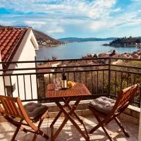 Boka Vista Sea View & Swimming pool، فندق في كاميناري
