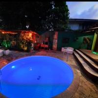 Casa nossa c muito espaço,piscina,saunas e natureza, hotel en Cosme Velho, Río de Janeiro