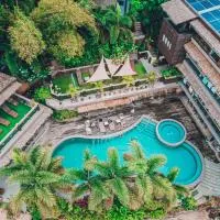 Bugana Beach and Dive Resort, Hotel in Manlocahoc