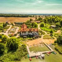 Folwark Łękuk, Hotel in Łękuk Mały