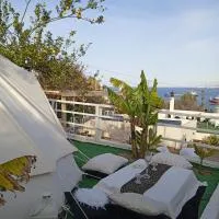 Queens Luxury Glamping, hotel di Palaiokastro