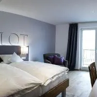 Weingut Lehnert-Veit Gutshotel, hotel em Piesport