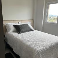 Apartamento novo no centro de Guarapuava - PR, hotel near Tancredo Thomas de Faria Airport - GPB, Guarapuava