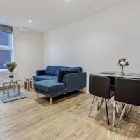 Central 1-Bed Apartment in Slough Sleeps 3!