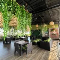 Grand Rovinka Hotel: Dehiwala şehrinde bir otel