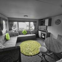 Charming 3-Bed Caravan in Cleethorpes
