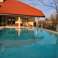 Boletov raj lux, hotelli Čurugissa