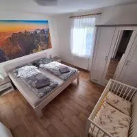 Pod Chlumem - útulný byt v blízkosti centra, hotel i Děčín