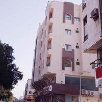 كيان العزيزية للشقق المخدومة - Kayan Al-Azizia Serviced Apartments، فندق في شارع التحلية، جدة